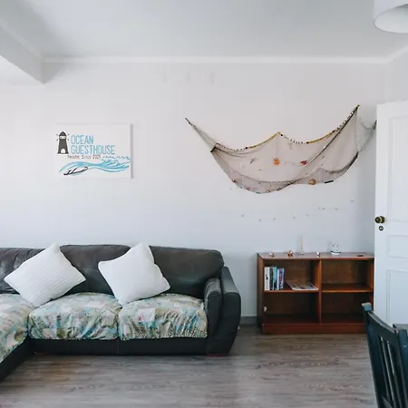 With 5 Bedrooms Διαμέρισμα