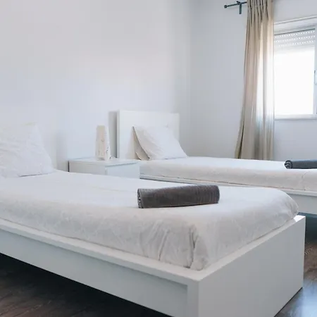 Διαμέρισμα With 5 Bedrooms Peniche