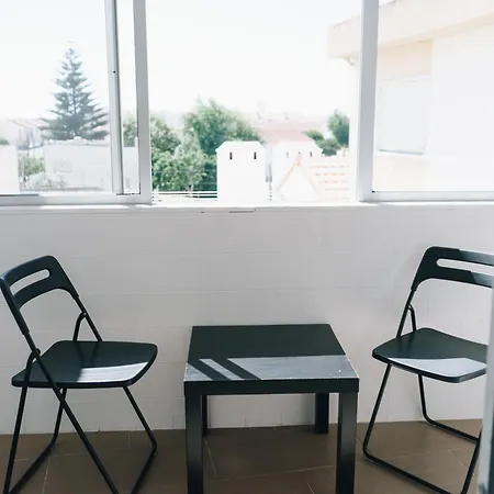 With 5 Bedrooms 아파트