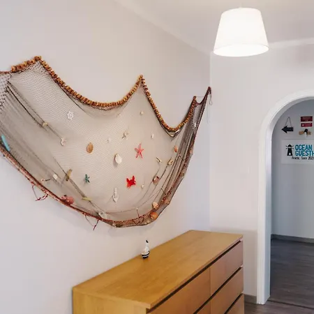 With 5 Bedrooms * 페니케