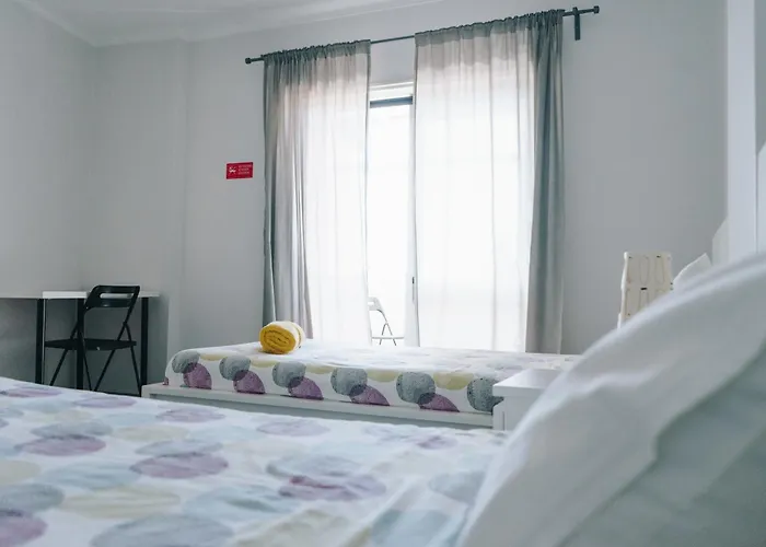 Apartamento With 5 Bedrooms