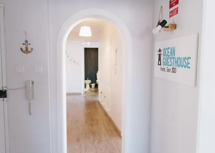 Apartamento With 5 Bedrooms Peniche