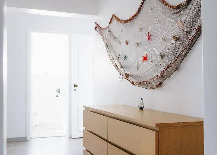 With 5 Bedrooms Apartamento